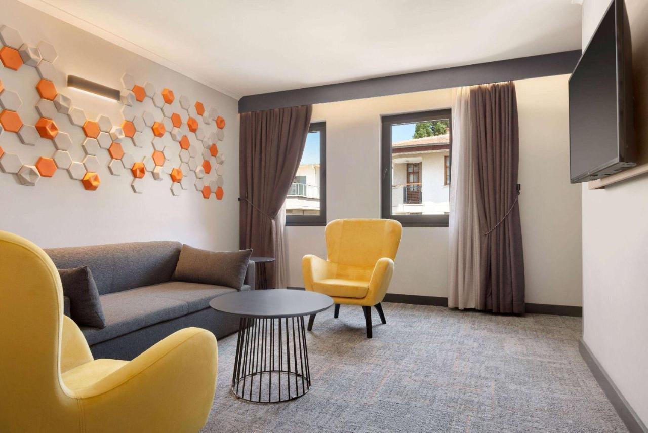 Days Hotel By Wyndham Ankara Cankaya Exterior photo